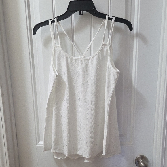Elgogy Tops - Women's White Eyelet Double-Strap Camisole